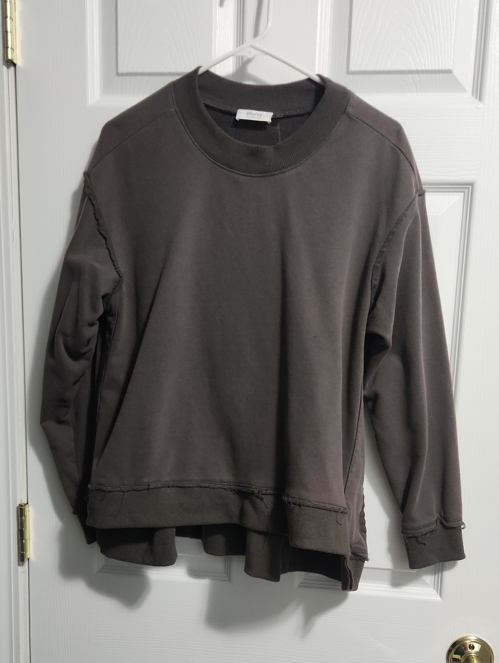 Bluivy Women's Crewneck Sweatshirt - Charcoal Gray